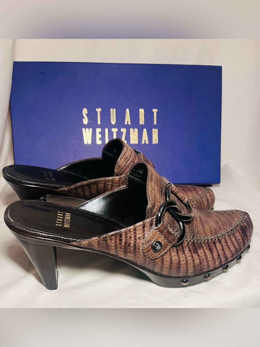 Stuart Weitzman VTG IN BOX NEVER WORN | “Bowie” Croc-Embossed Leather Mule Heels
